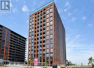 Building Photo - 75 The Donway W