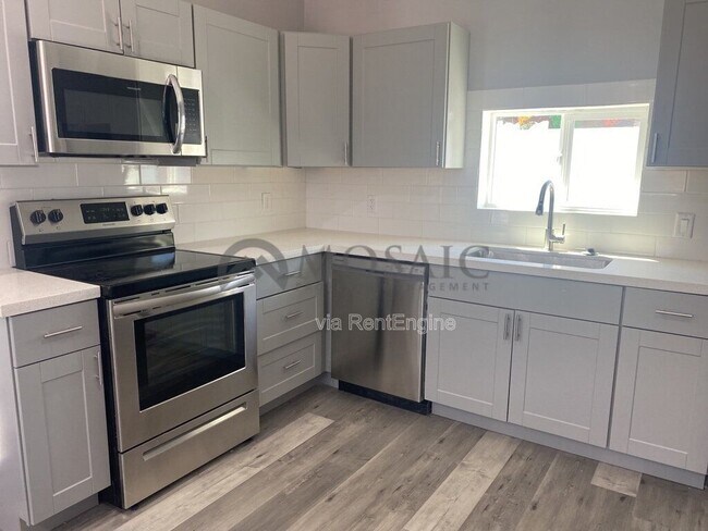 Foto del edificio - 257 E Oakland St