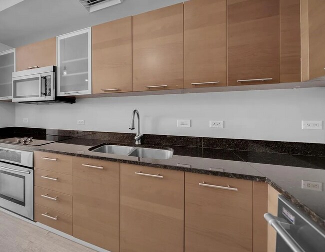 Foto del edificio - 3470 E Coast Ave