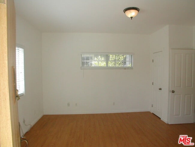 Foto del edificio - 5822 Harold Way