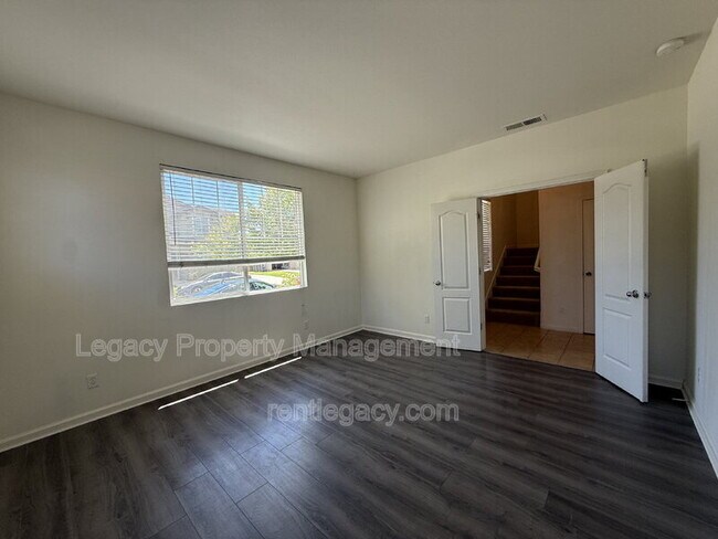 Foto del edificio - 1552 Bailey Dr