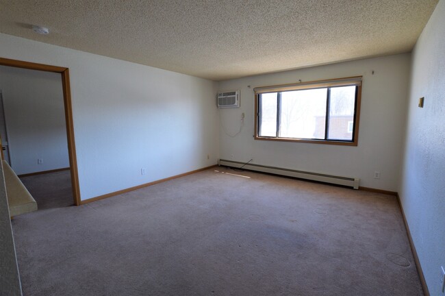Photo of similar unit. - 150 5th St S