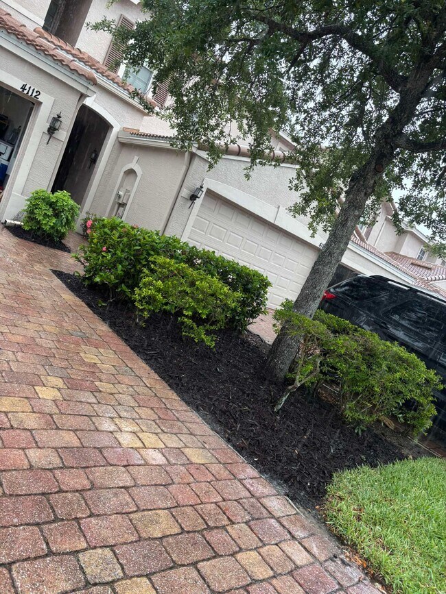 Foto del edificio - 4112 Cherrybrook Loop
