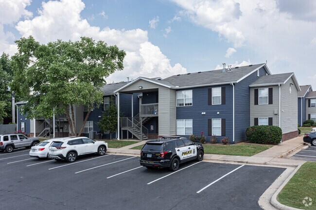 Foto del edificio - 412 Crossing