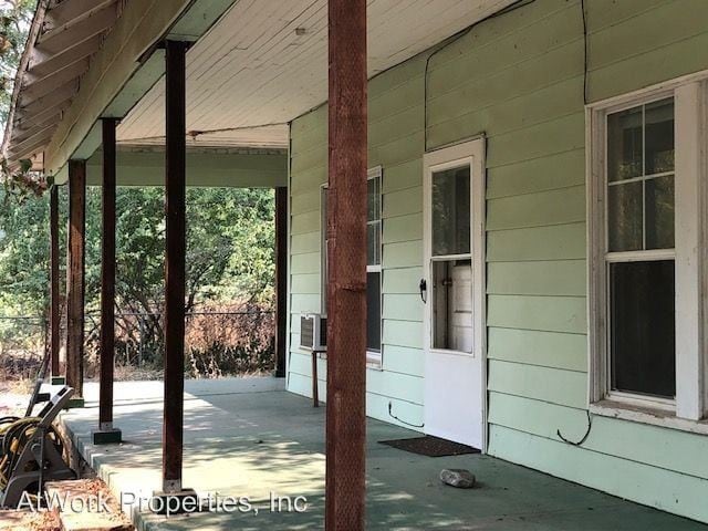 Primary Photo - 3 br, 2 bath House - 22384 Old 44 Drive