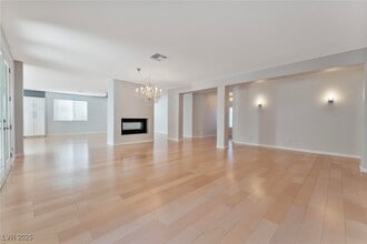 Building Photo - 2267 Alanhurst Dr