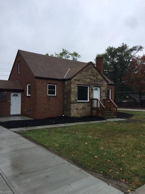 7264 Craigmere Dr, Middleburg Heights, OH 44130 House Rental in