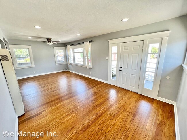 Foto del edificio - 2 br, 1 bath House - 1324 Termino Ave