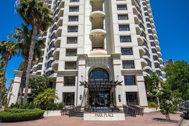 Building Photo - 700 N Harbor Dr