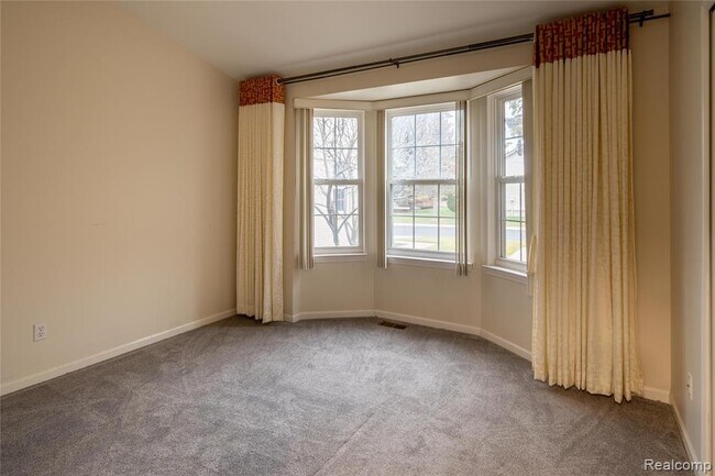 Foto del edificio - 41063 Millbrook Dr