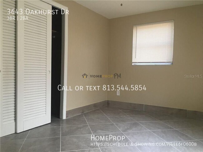 Foto del edificio - 3643 Oakhurst Dr