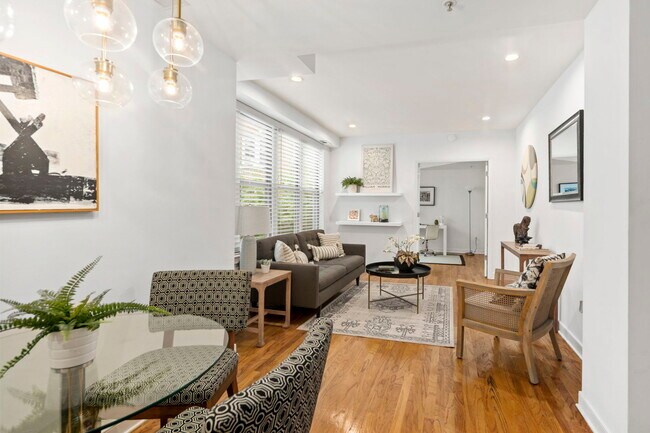 Foto del edificio - 1445 N St NW