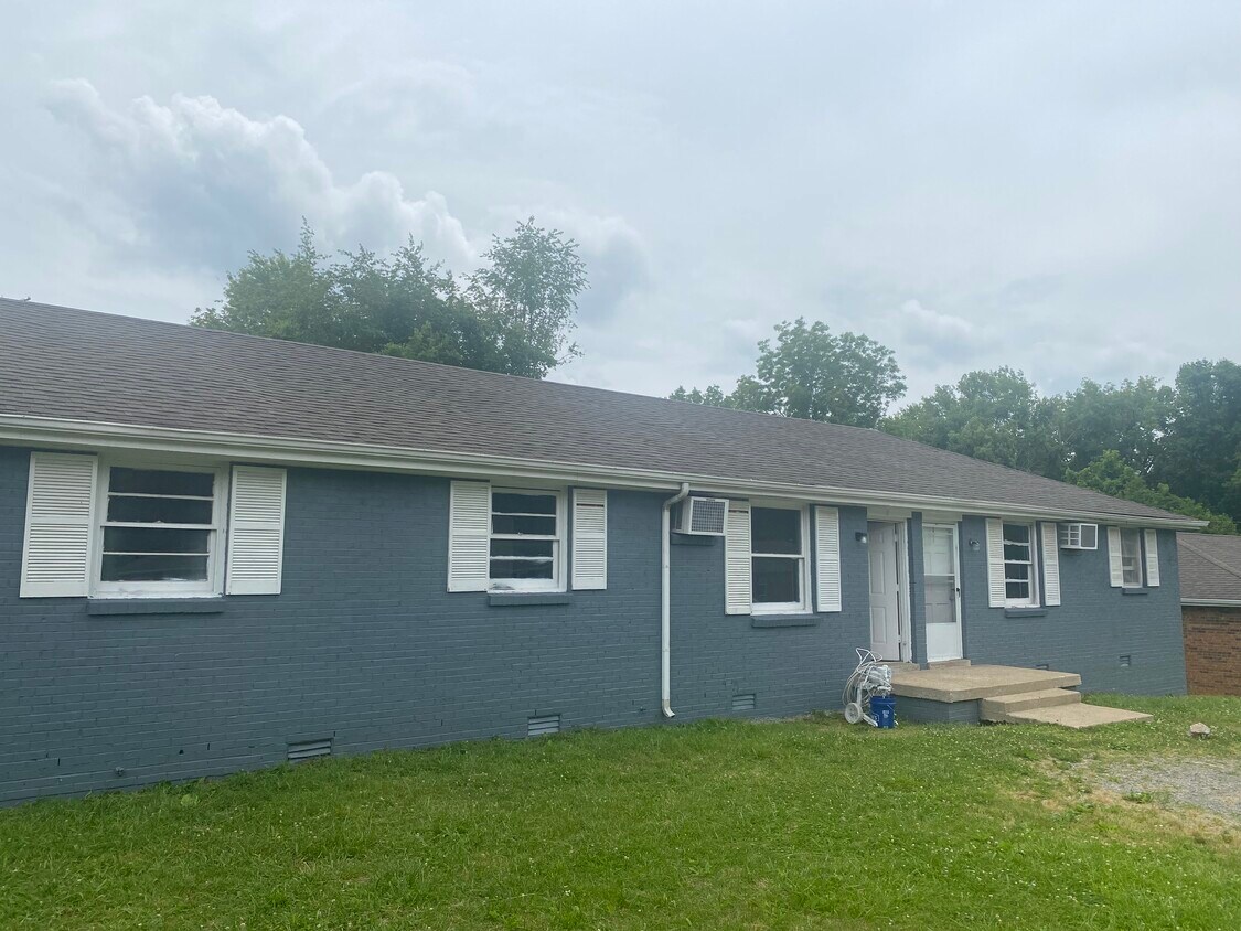 104 Tandy Dr, Clarksville, TN 37042 Apartments in Clarksville, TN