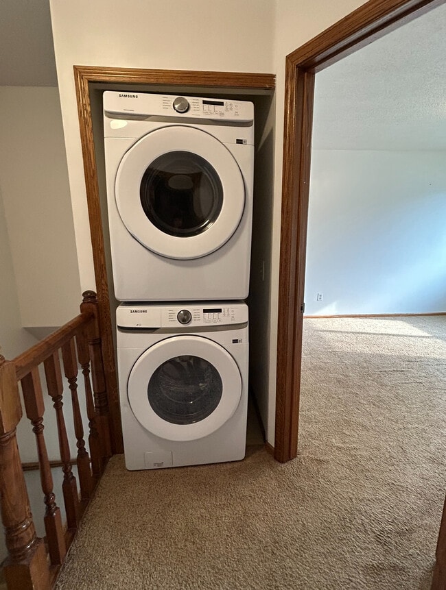 Building Photo - 8554 S Pond Trl