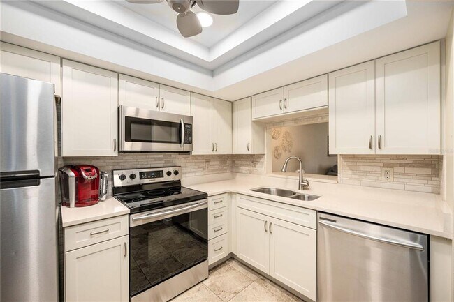Foto del edificio - 3511 59th Ave W