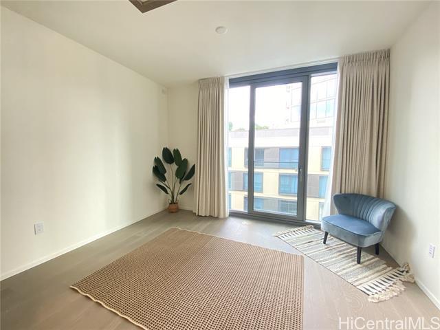 Primary Photo - 1000 Auahi St