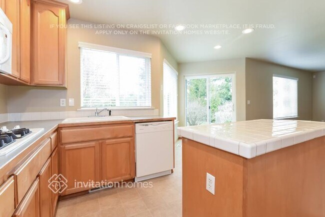 Foto del edificio - 20317 124th St Ct E