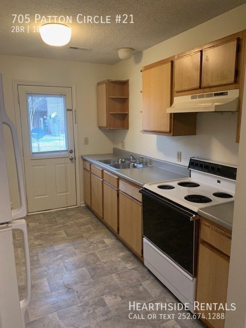 Building Photo - 2 Bed 1 Bath Apt. in South Square