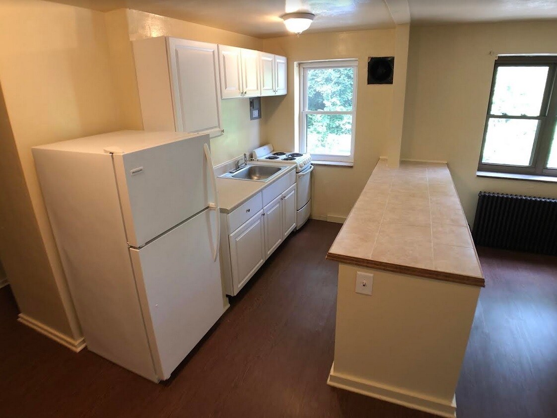 Foto principal - 115 Mt Lebanon Blvd