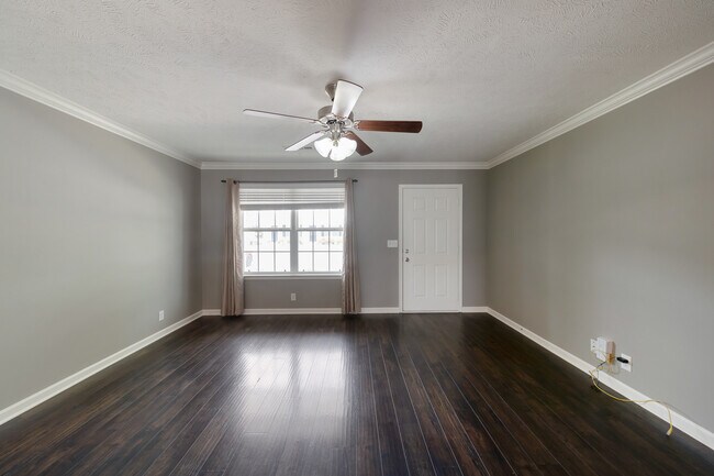 Building Photo - 2522 Jackalope St