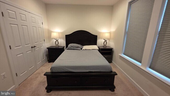 Foto del edificio - 4118 Elmwood St