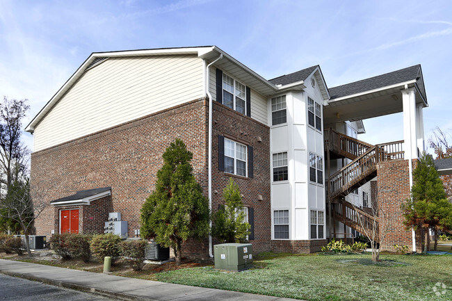 Ivy Ridge - Ivy Ridge Apartments