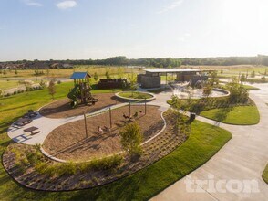 Interior Photo - Tricon Trinity Falls