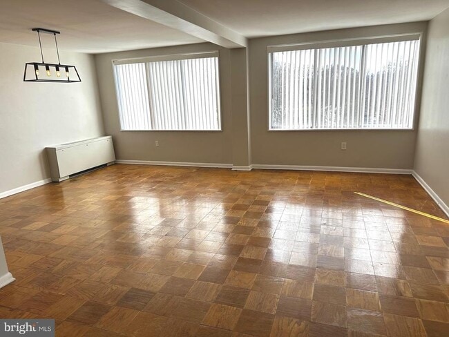 Building Photo - 10201 Grosvenor Pl