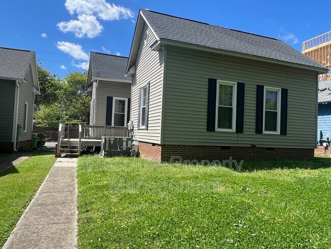 Foto del edificio - 309 S Bloodworth St