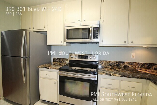 Foto del edificio - 390-301 301 Blvd W