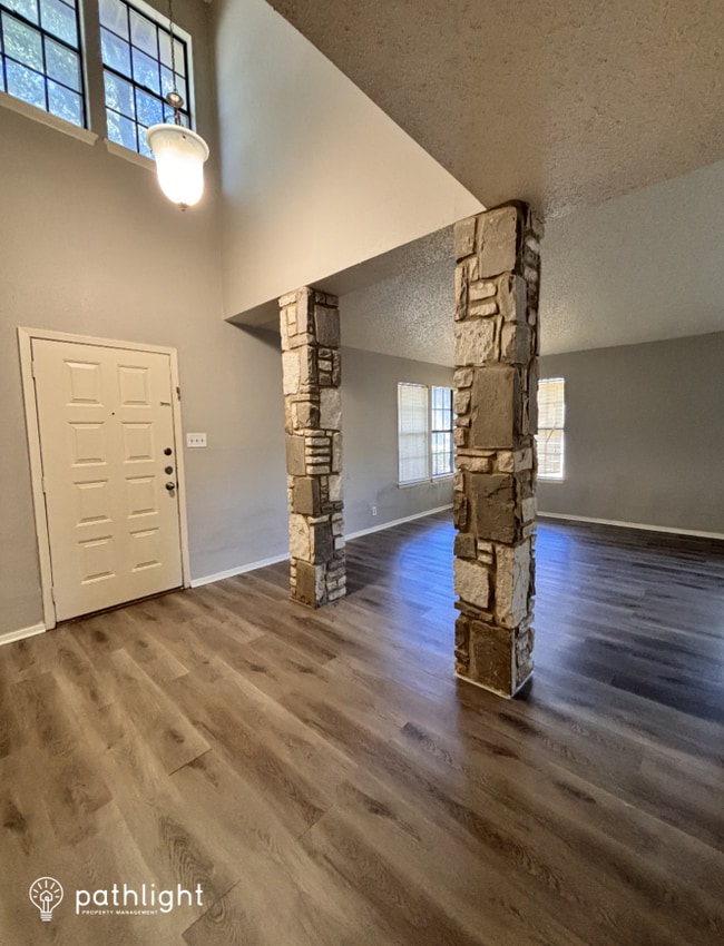Building Photo - 8334 Exbourne Street, San Antonio, TX, 78250