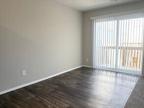 Interior Photo - The Grove at Main