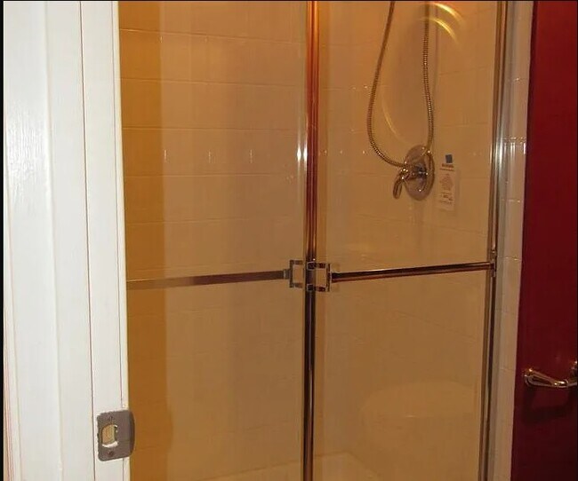 Foto del edificio - 318 Victory Gallop Ct