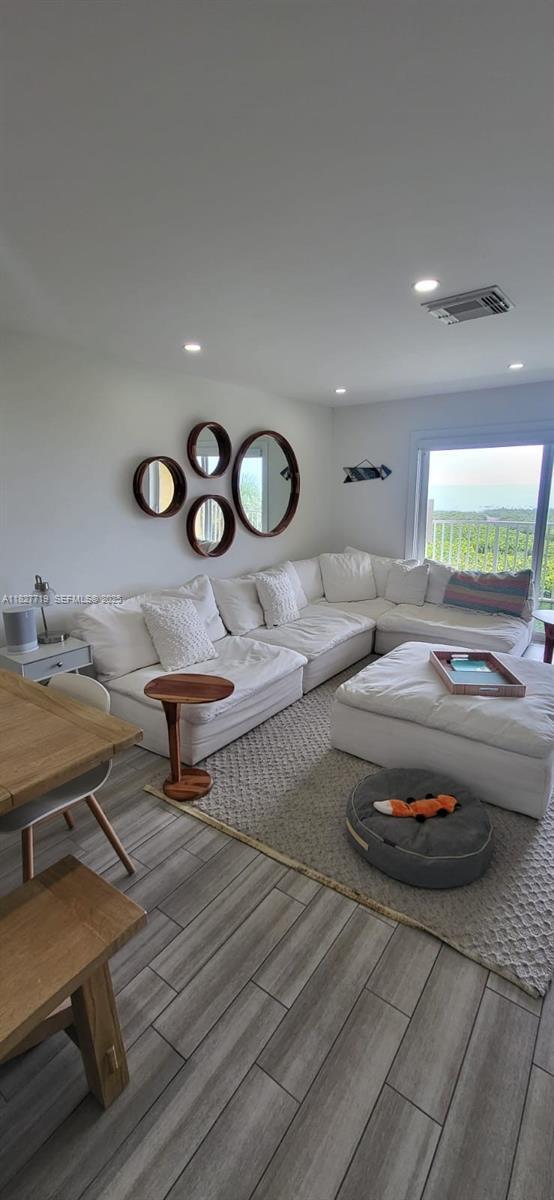 Foto del edificio - 1550 S Ocean Dr