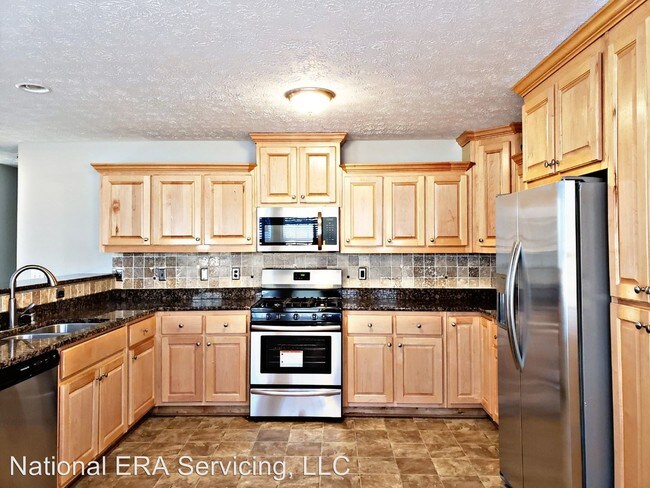 Building Photo - 5 br, 3.5 bath House - 130 Bradley St