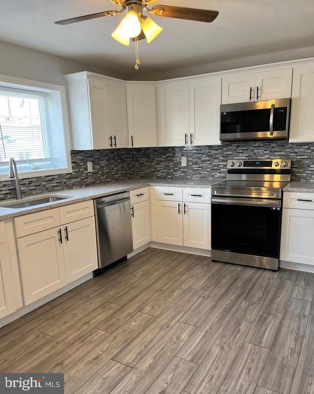 Foto del edificio - 436 Depot St