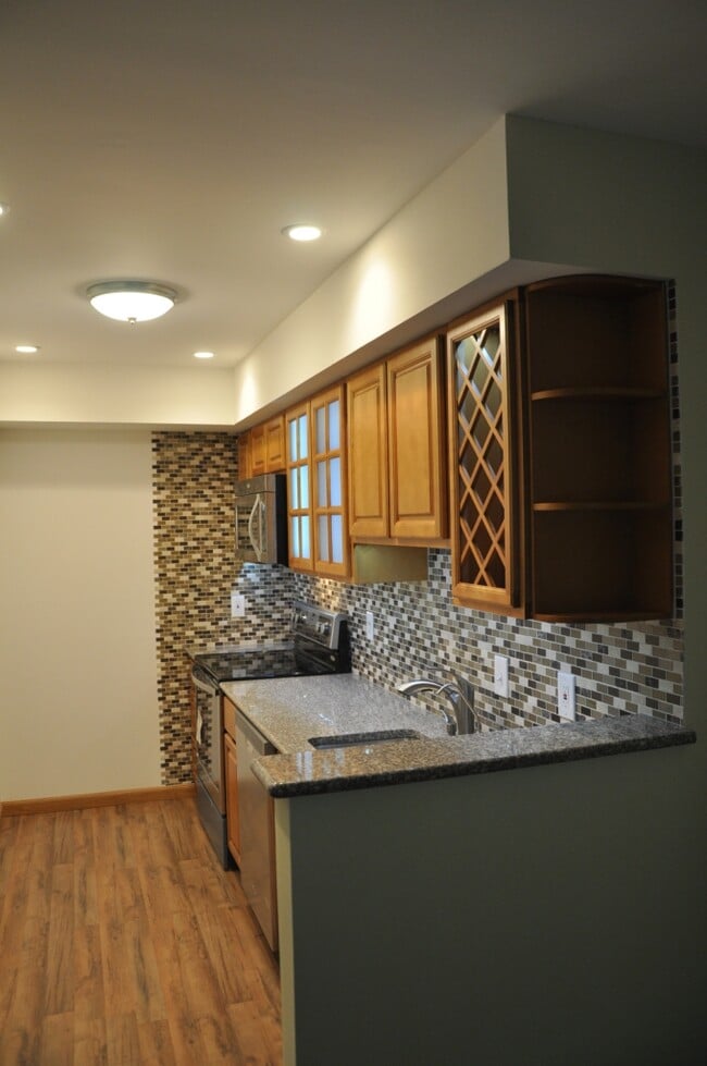 570 Barrett Ave Unit 3, Haverford, PA 19041 Condo for Rent in