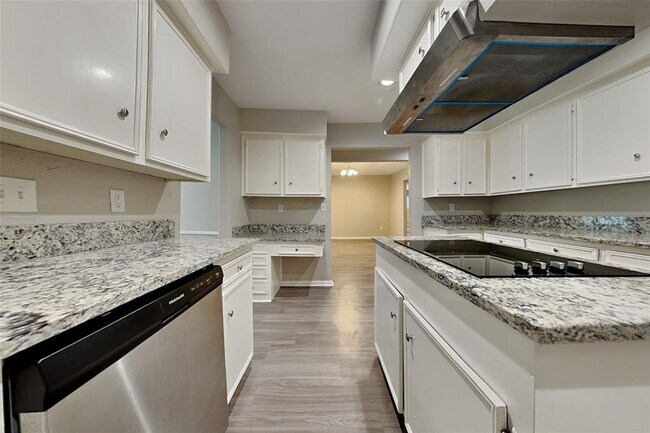 Foto del edificio - 2318 Turtle Creek Dr