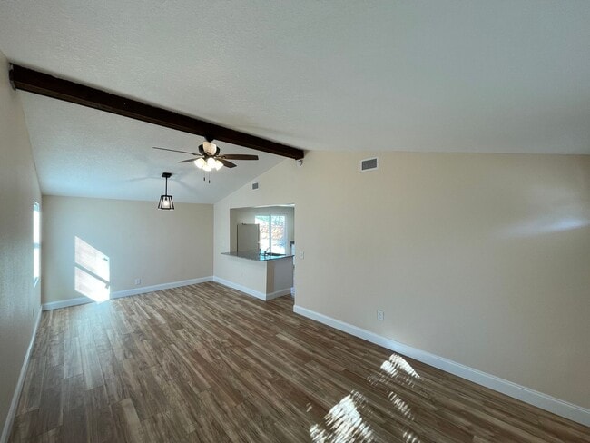 Foto del edificio - Newly Renovated 2BR/2BA Apopka Home with Spacious Fenced in Yard!!