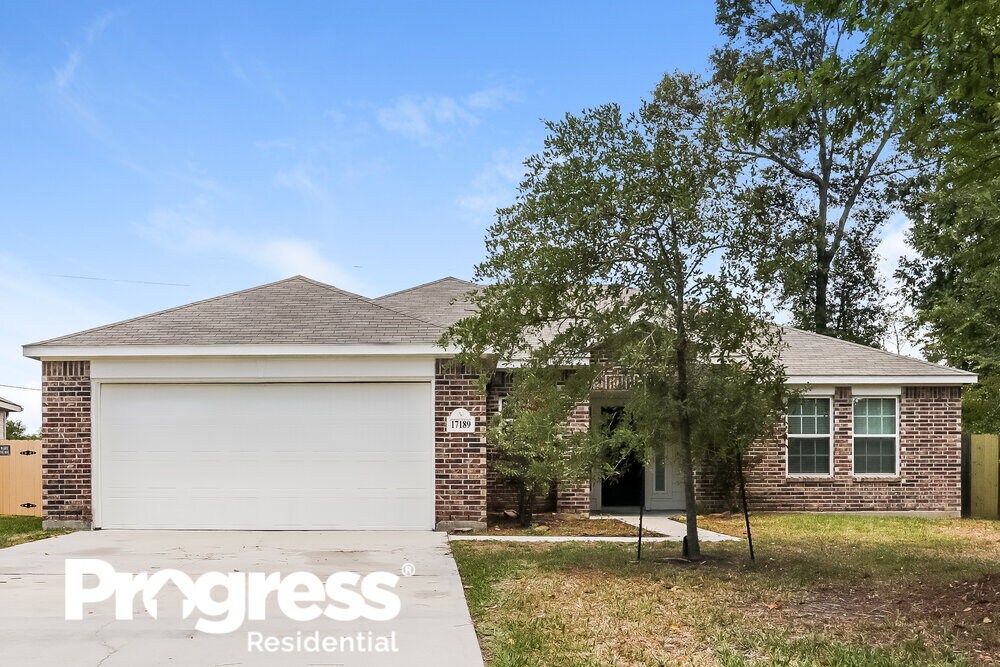 Primary Photo - 17189 Glen Oaks Dr