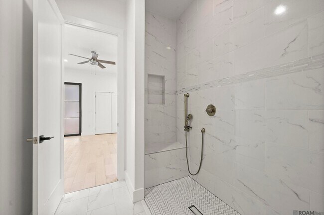 Foto del edificio - 9825 Fawn Vw Dr