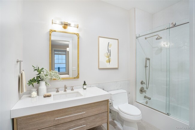 Building Photo - 990 Corporate Dr