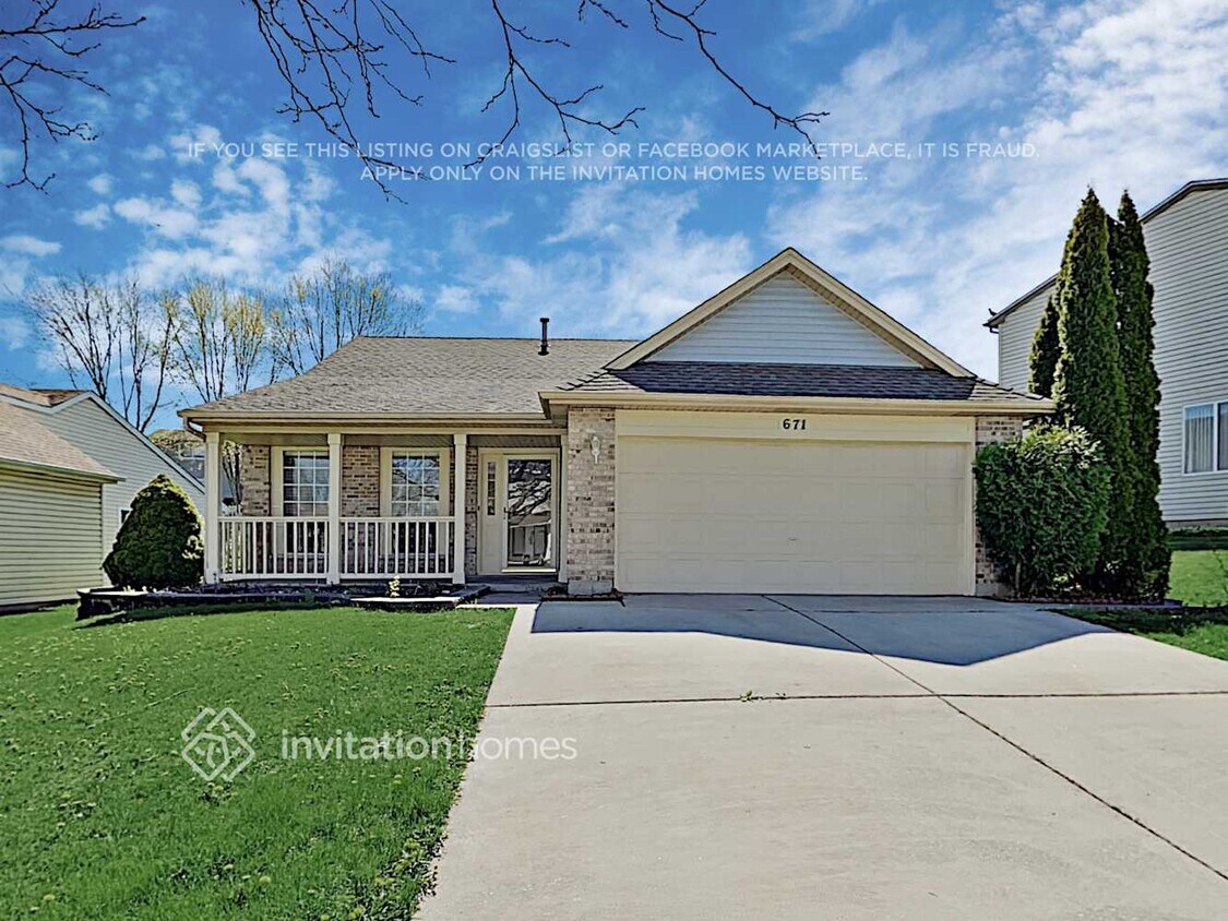Foto principal - 671 Dover Dr