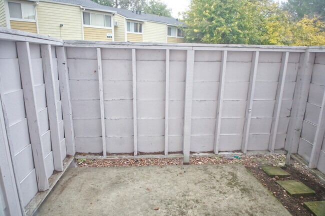 Foto del edificio - 8272 Center Pky