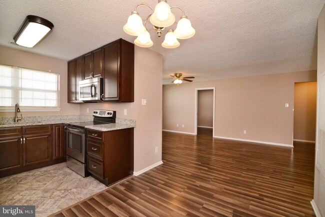 Foto del edificio - 1113 Huntmaster Terrace NE