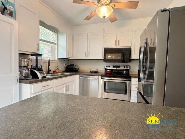 Building Photo - Beautifully Renovated Home with Optional F...