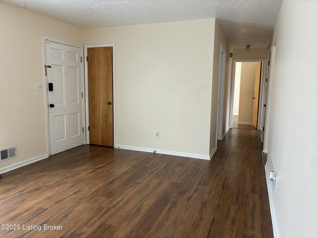 Building Photo - 3307 Chinquapin Ln