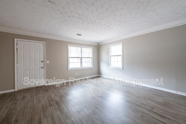 Photo - 467 Southern Way Apartment