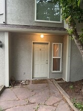 Building Photo - 3000 Broadway