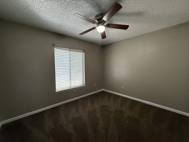 Building Photo - 1556 Keily Run